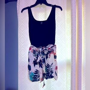 Nice romper for vacation or summer!